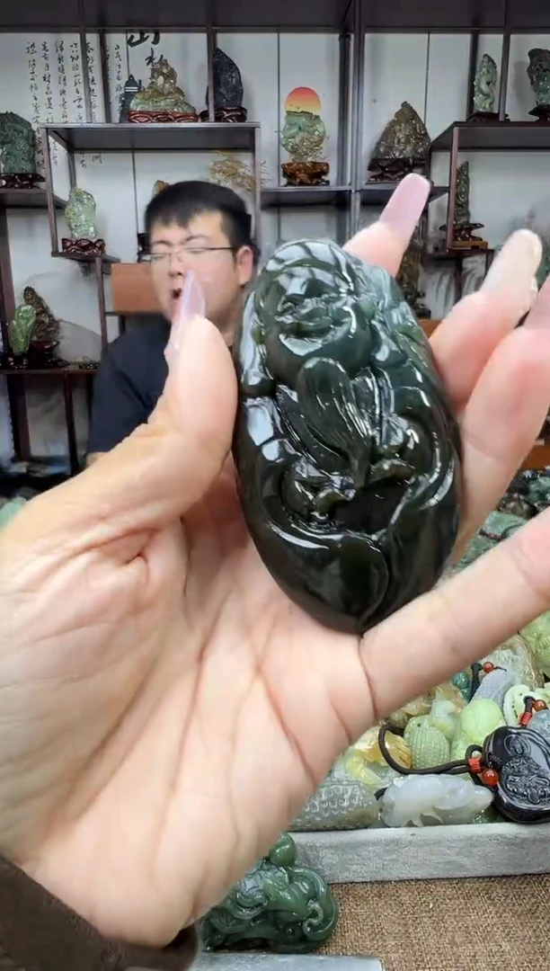 未镶嵌和田玉把件1