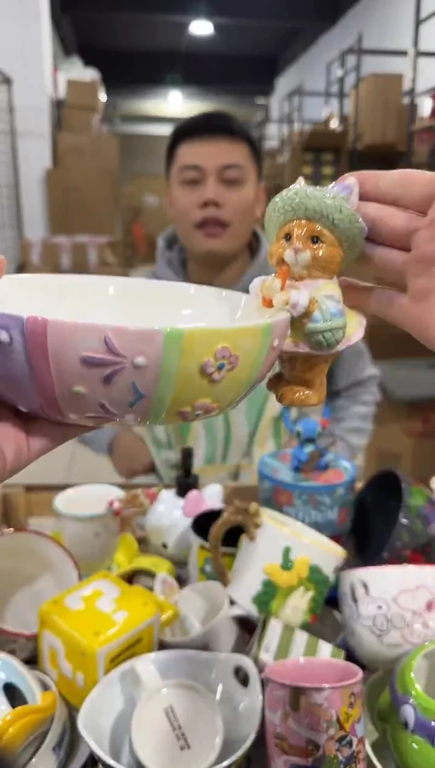 瓷片紫色原盒兔子碗