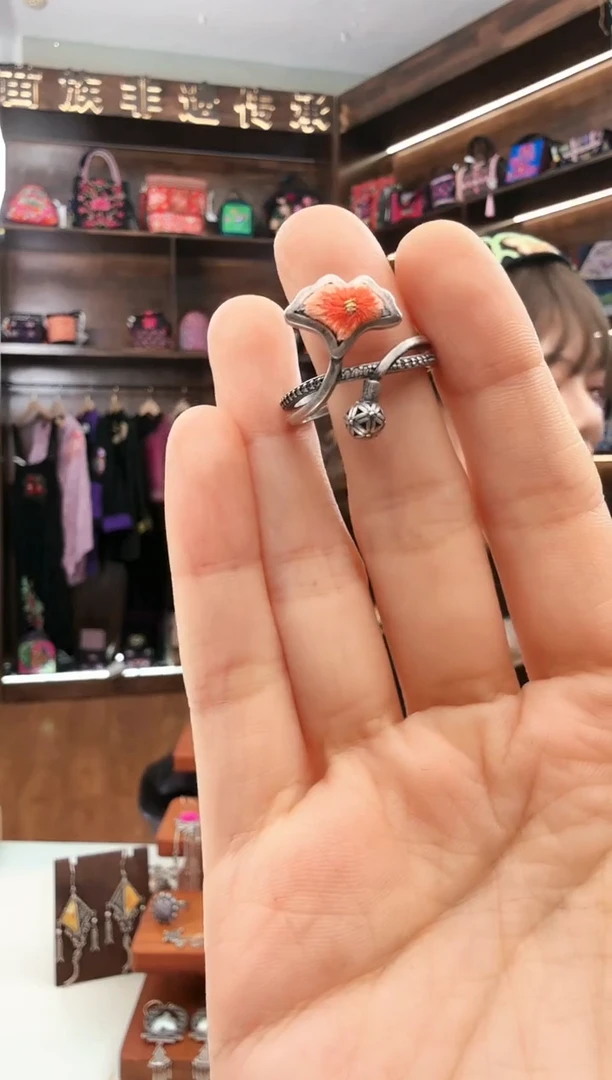 【闪购商品】织绣111蚩梦苗族古绣