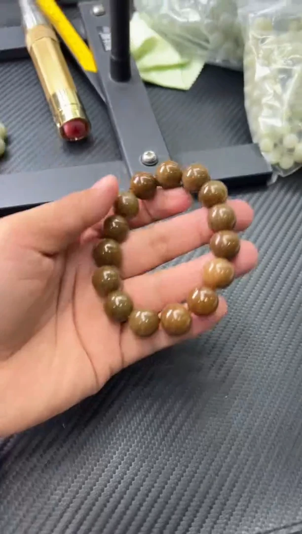 未镶嵌手串和田玉若羌微色差卡14
