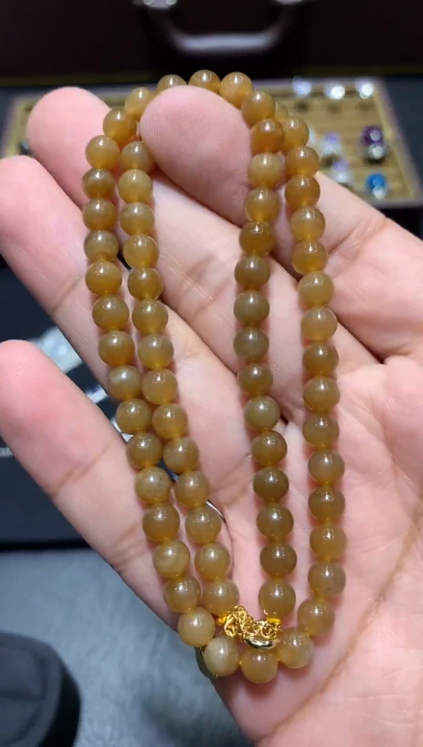 颈饰未镶嵌和田玉P133