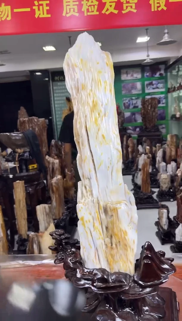 缅甸天然树化玉精品摆件