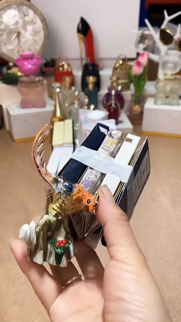 瓷片碗碟好物一件不留@@1