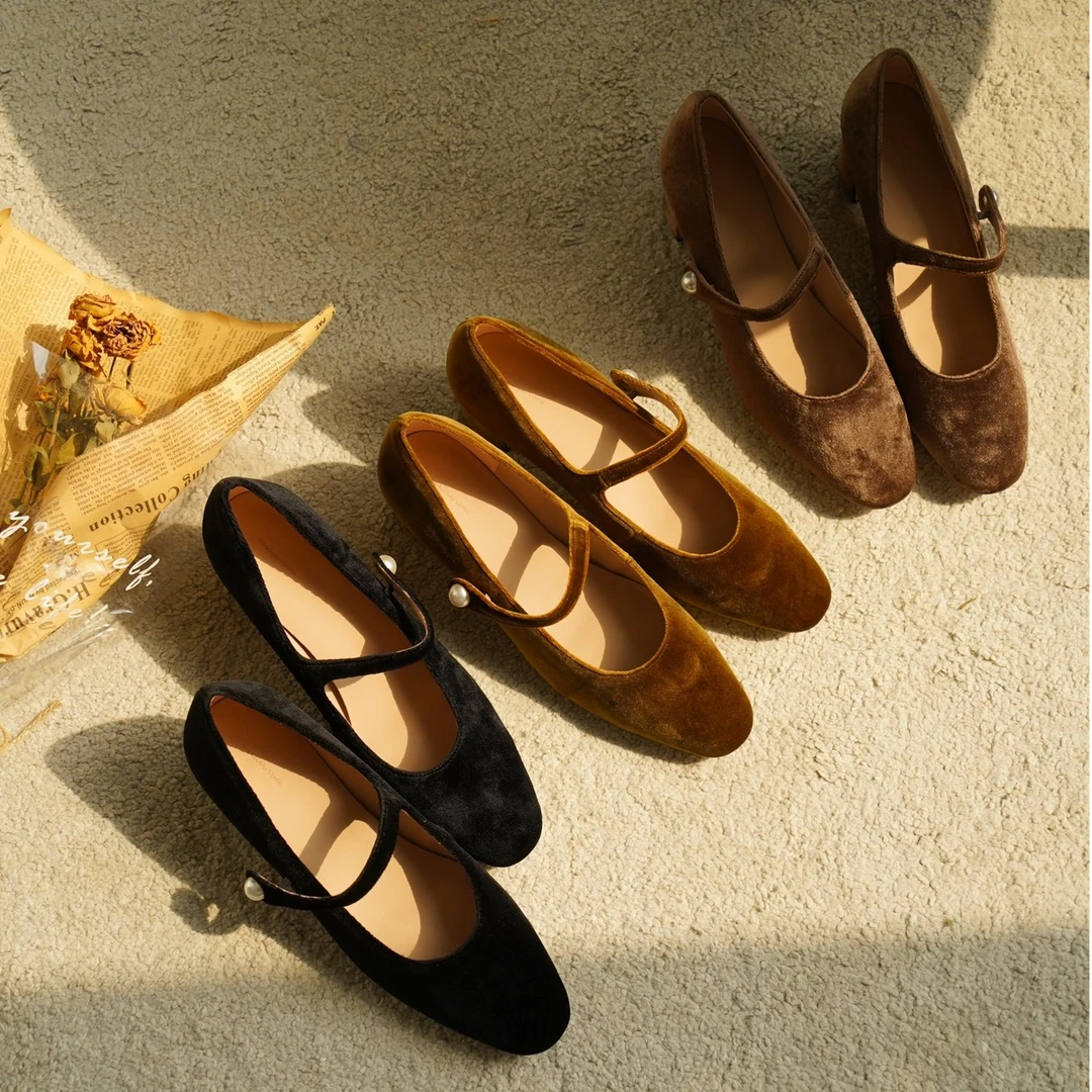 04518新款丝绒玛丽珍单鞋复古时尚高跟鞋