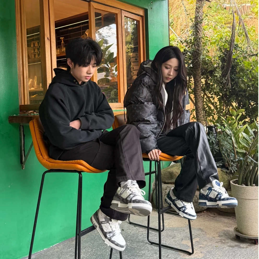 【专柜-同款】男女款休闲时尚潮流百搭V1