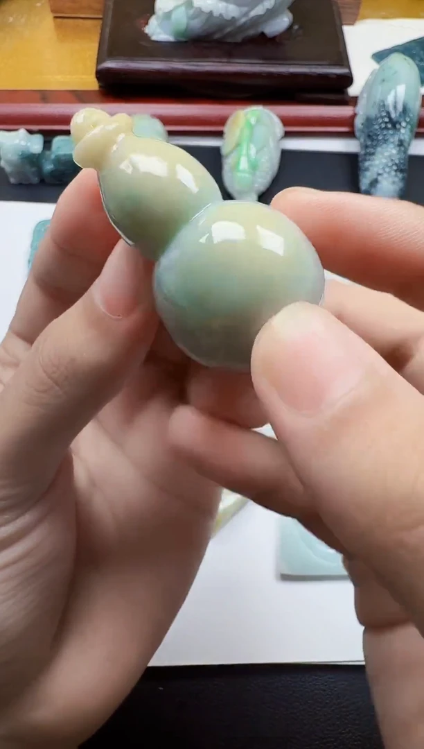 吊坠(不含链)未镶嵌翡翠1