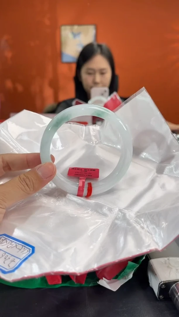 未镶嵌手镯翡翠6 60