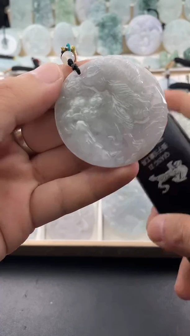 颈饰未镶嵌翡翠....9/26/.126