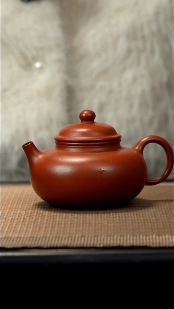 紫砂茶盏朱泥容天纳地160CC