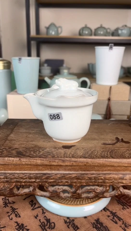 杯088号月白貔貅手抓壶微微不完美不开片