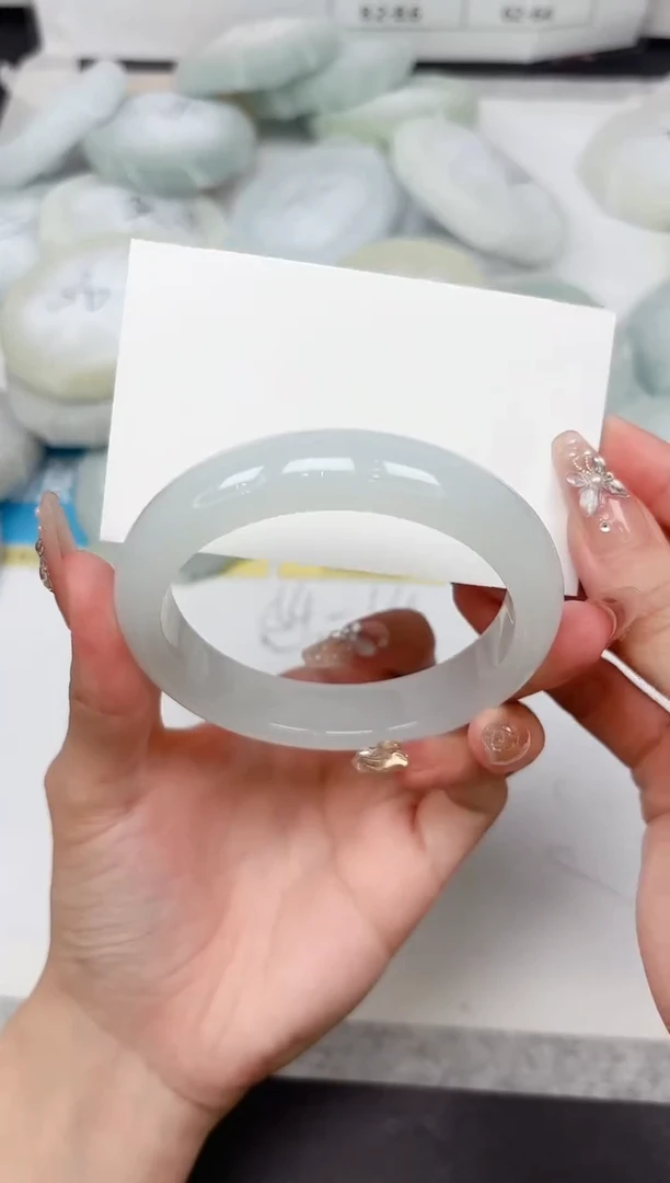 石英质玉手镯未镶嵌413-60.0