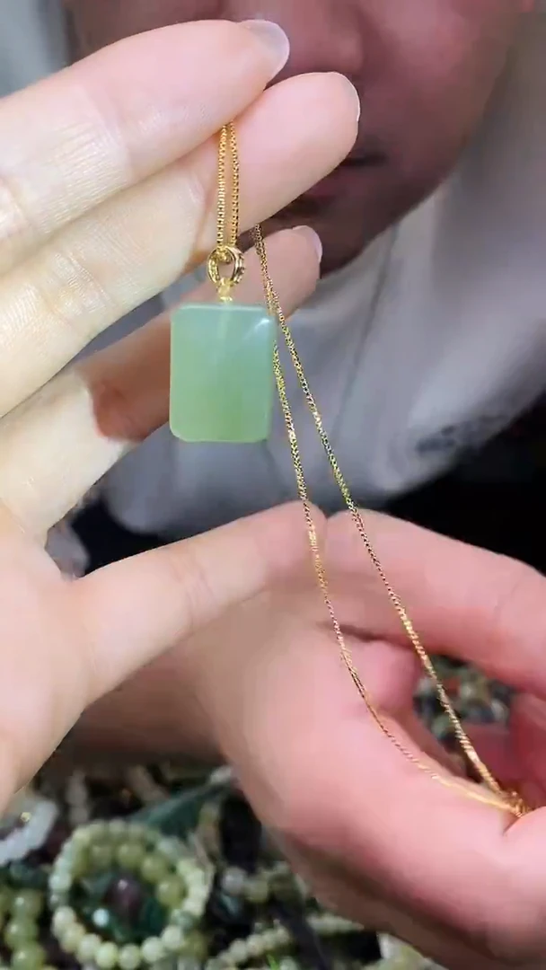 颈饰未镶嵌和田玉多样性发货，拍一发一