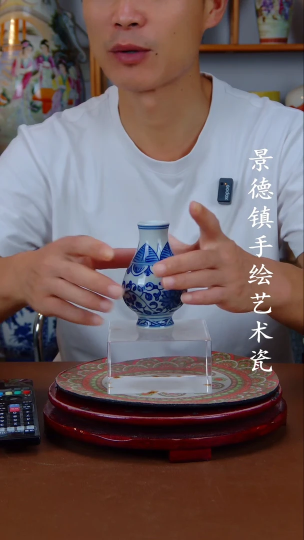 现代景德镇手工手绘陶瓷摆件9
