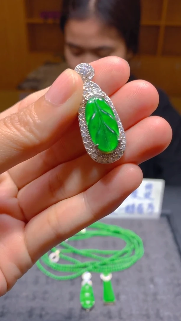 未镶嵌定制翡翠50多样性发货（发其一）