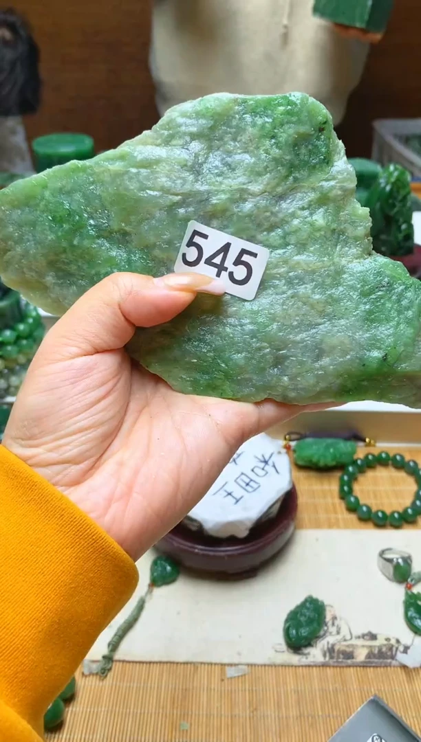 未镶嵌和田玉挂件2