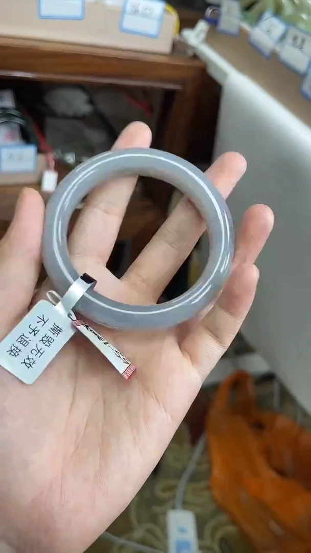 未镶嵌手镯和田玉55