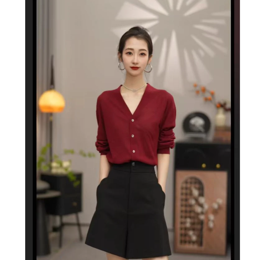 阿玛施 新款时尚复古百搭v领通勤上衣优雅气质纯色针织开衫548028