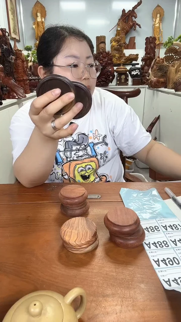 花梨木类八**️工艺品888888888
