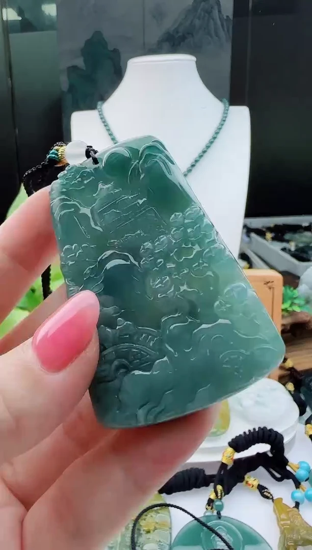 【闪购商品】翡翠颈饰未镶嵌多样性随机一件发货