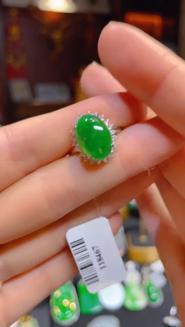 【闪购商品】翡翠戒指银S925镶嵌118467天然A货翡翠戒指
