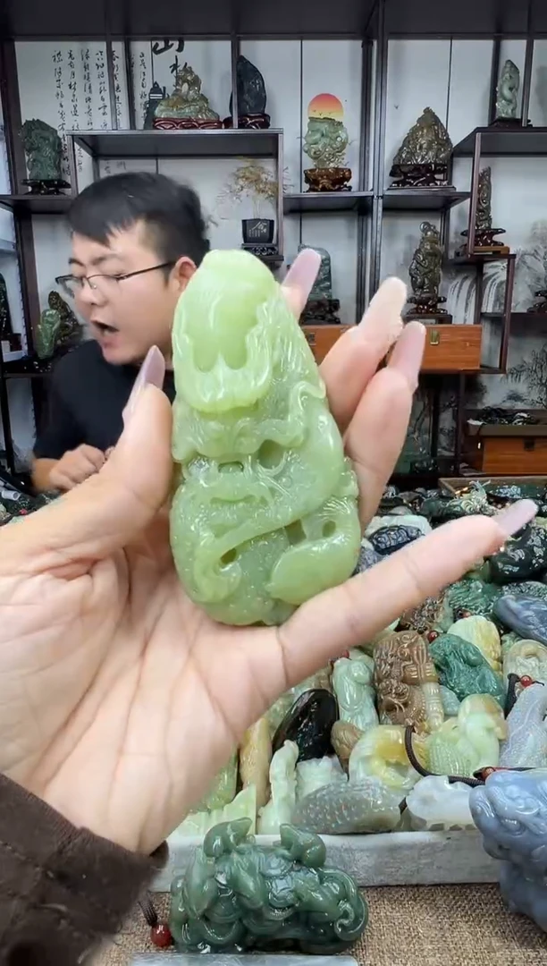 未镶嵌和田玉把件1