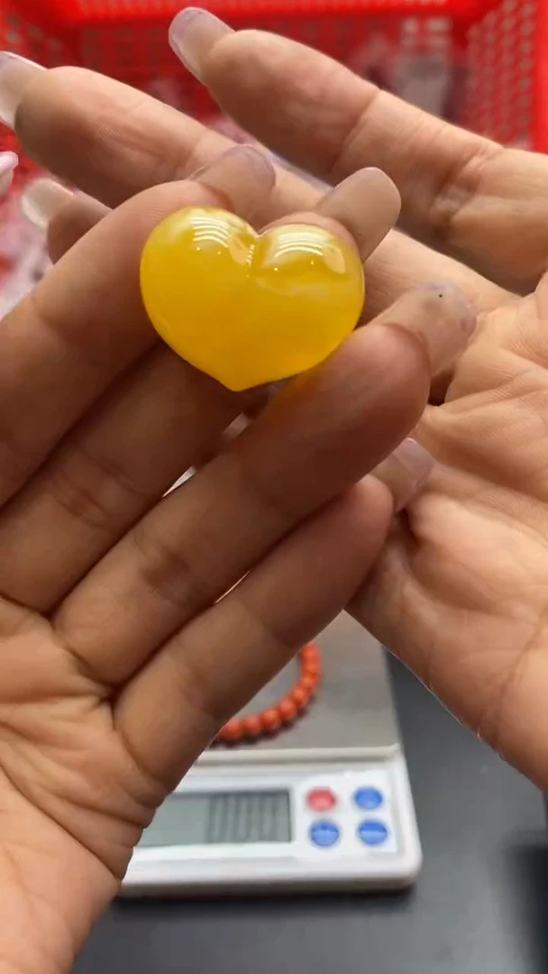琥珀未镶嵌珠宝奇石136
