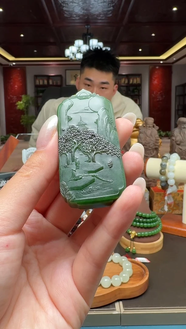 未镶嵌和田玉挂件by