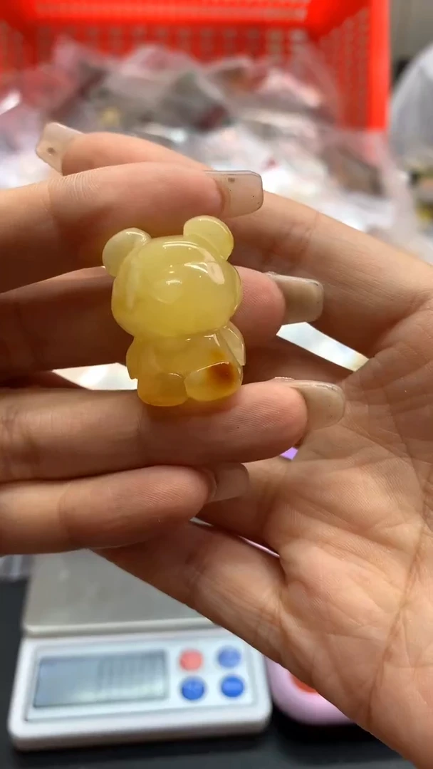 未镶嵌琥珀珠宝奇石1897