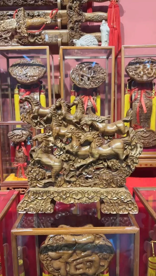 【闪购商品】桃木木雕八骏图摆件台屏