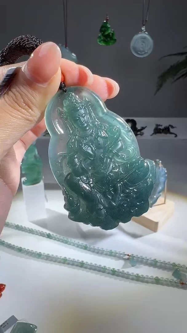 【闪购商品】翡翠颈饰未镶嵌天然A货翡翠观音