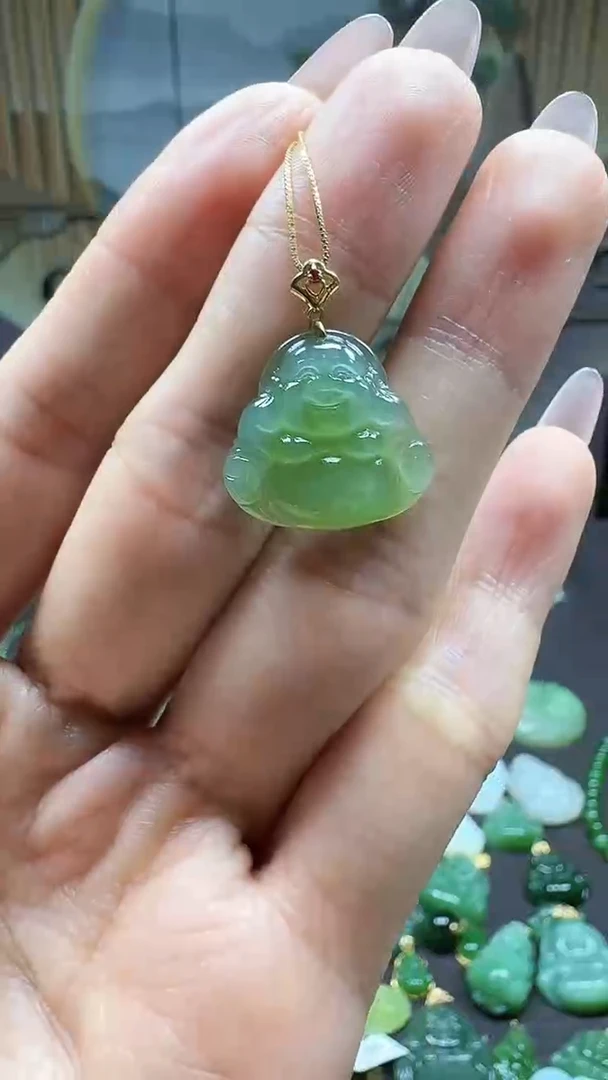 和田玉18K金镶嵌吊坠(不含链)1
