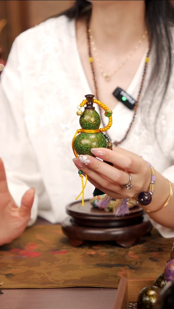 117易林大漆开口小葫芦--168