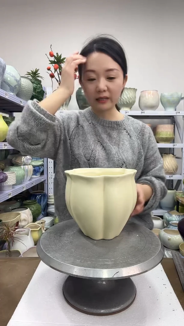 【12.14】花盆链接 高：16  口：17