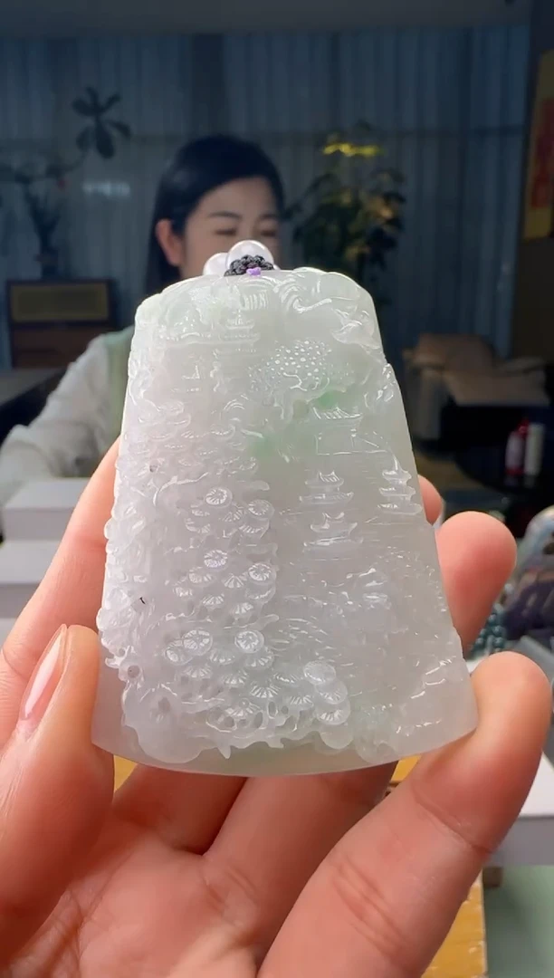 吊坠(赠链)未镶嵌翡翠HH@@