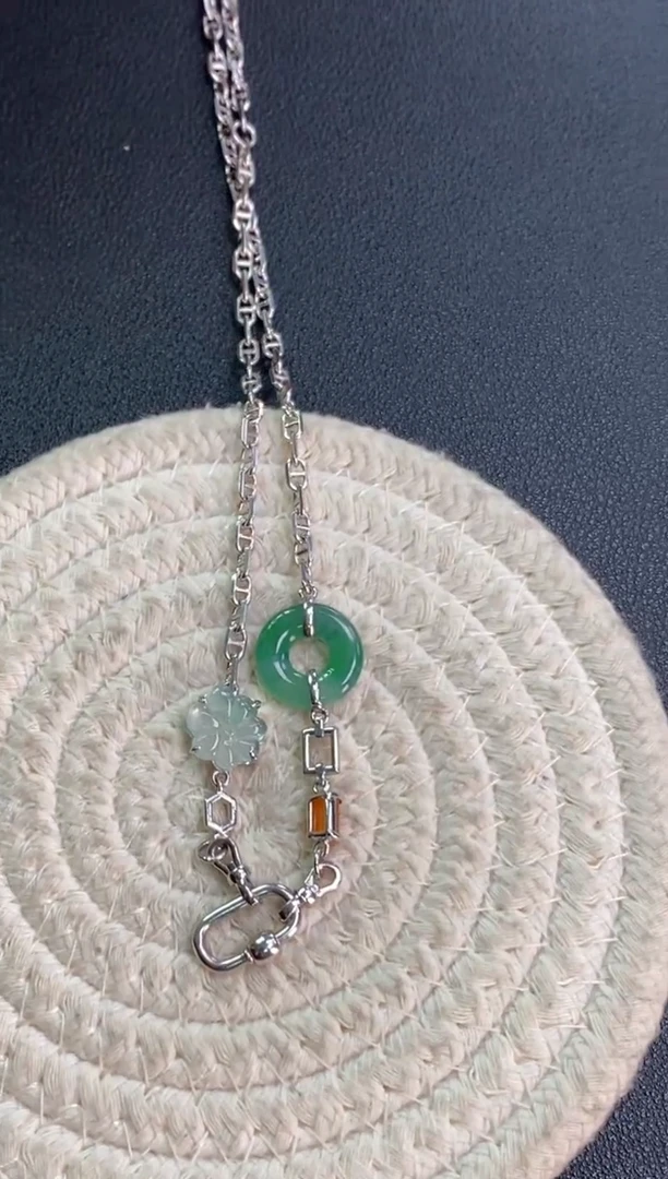 颈饰银S925镶嵌翡翠净货17309