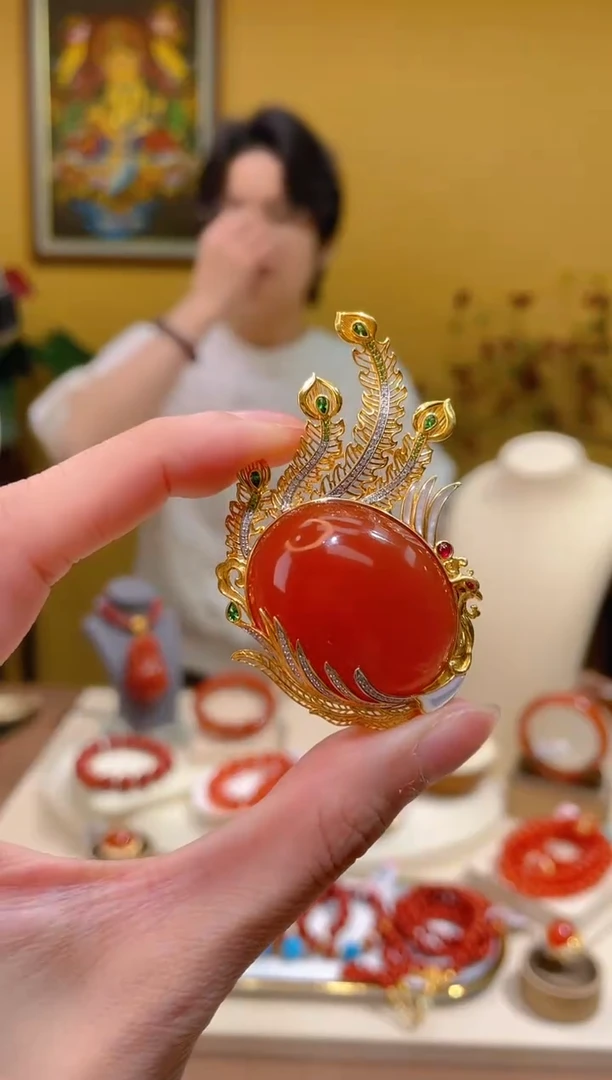 颈饰18K金镶嵌南红玛瑙14蛋面镶嵌凤凰款