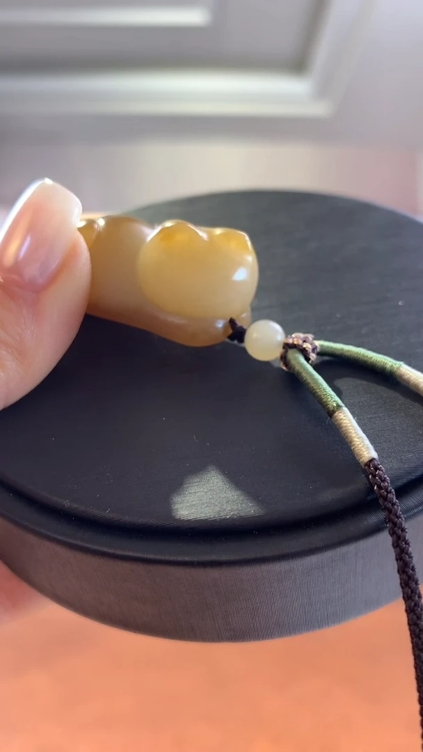 未镶嵌和田玉挂件糖白猫咪