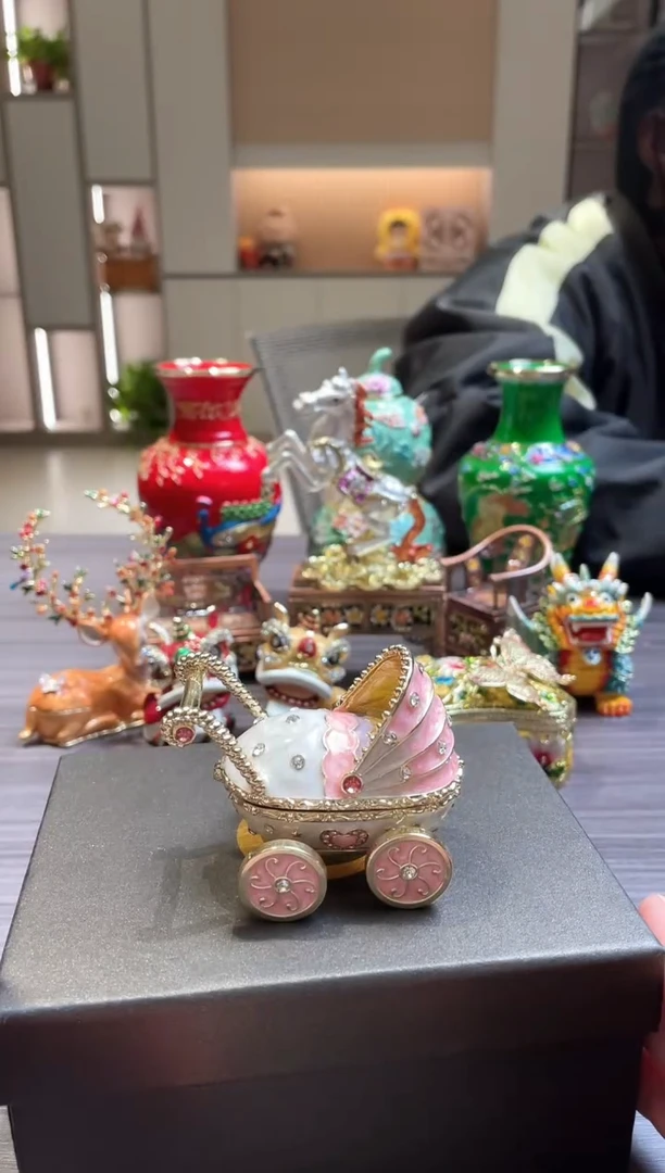 摆件珐琅彩七宝烧首饰盒