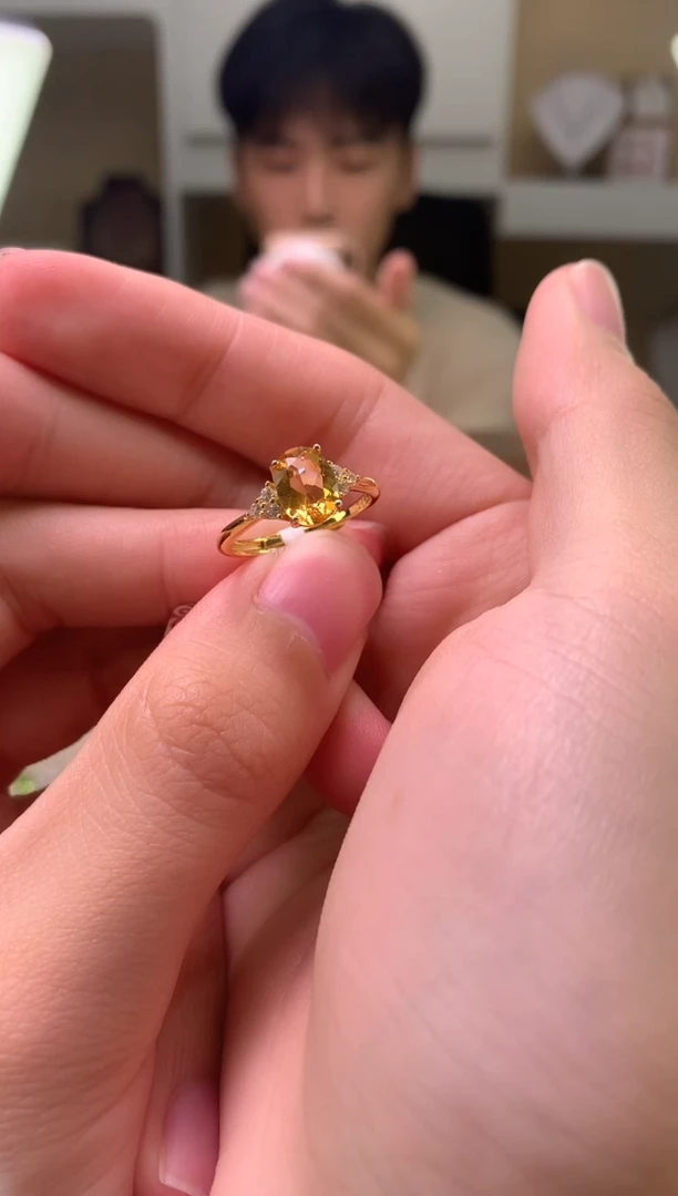 银S925镶嵌戒指黄晶....
