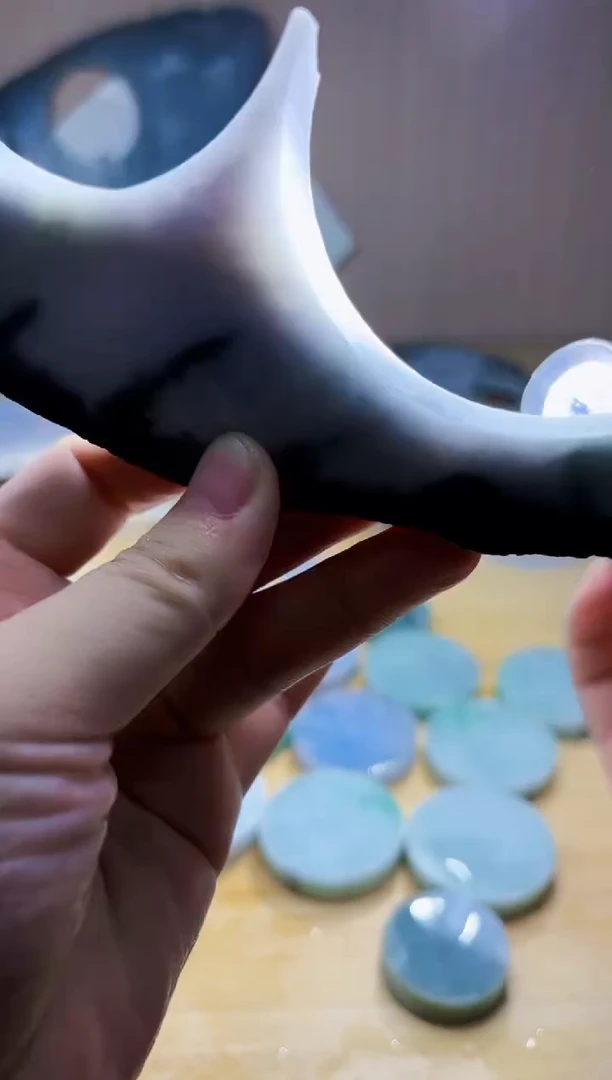 翡翠未镶嵌颈饰翡翠A货 姜谭367