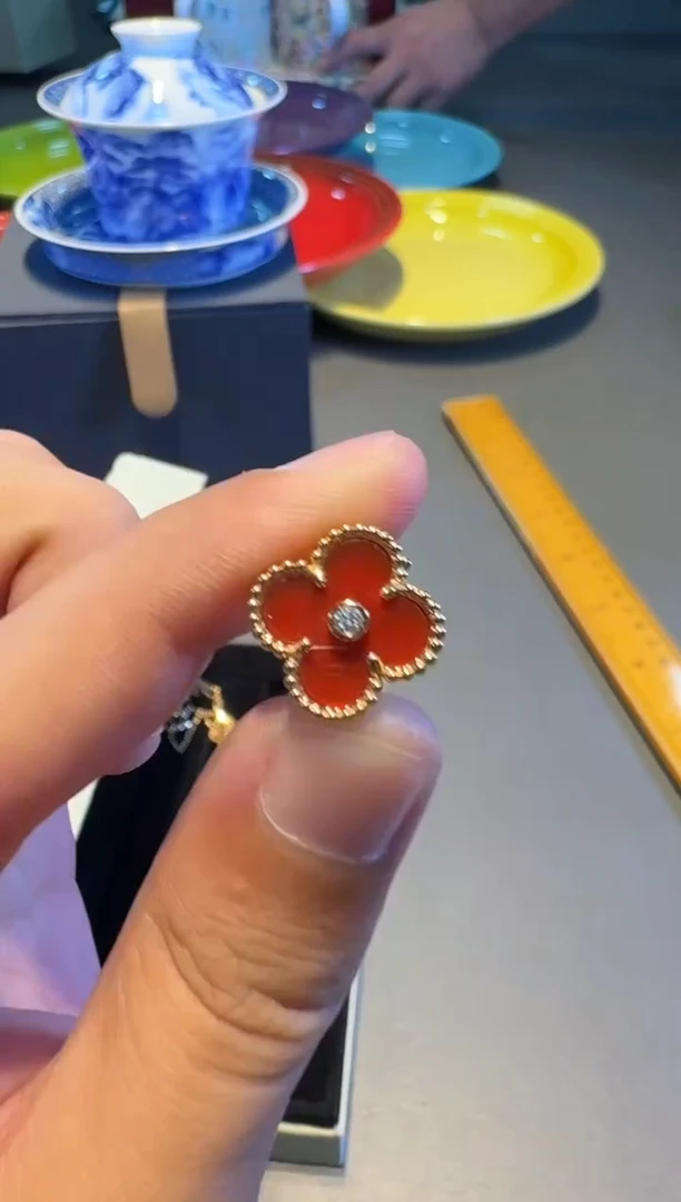 名品折扣名品折扣名品折扣