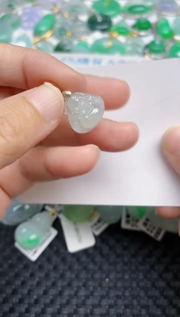 颈饰未镶嵌翡翠 天然缅甸A货翡翠百元以上9元证书费自理