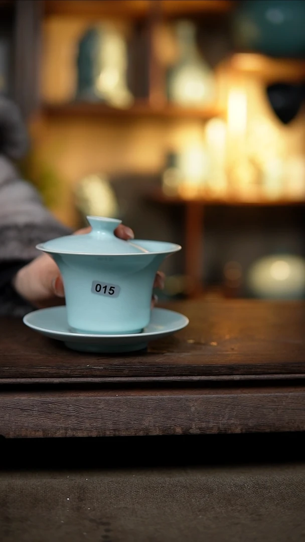 【闪购商品】杯仿古月白纯手工三才马蹄盖碗大瑕015