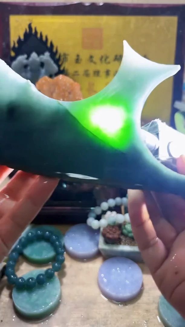 未镶嵌挂件翡翠A货常星8072