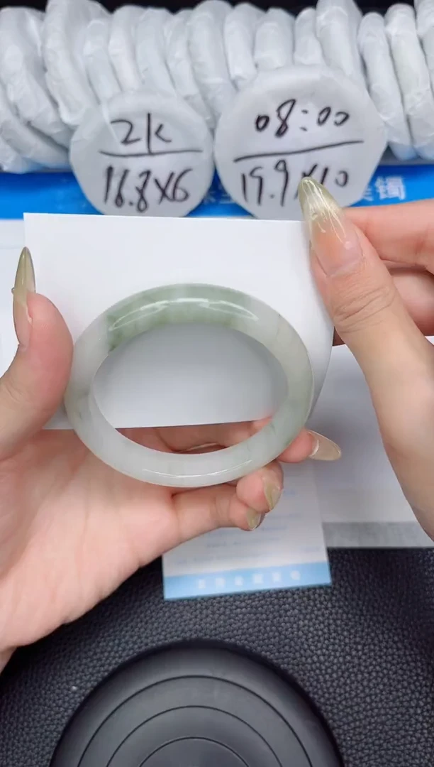 石英质玉手镯未镶嵌40-58.6