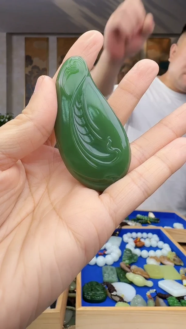 未镶嵌和田玉挂件拍一发一