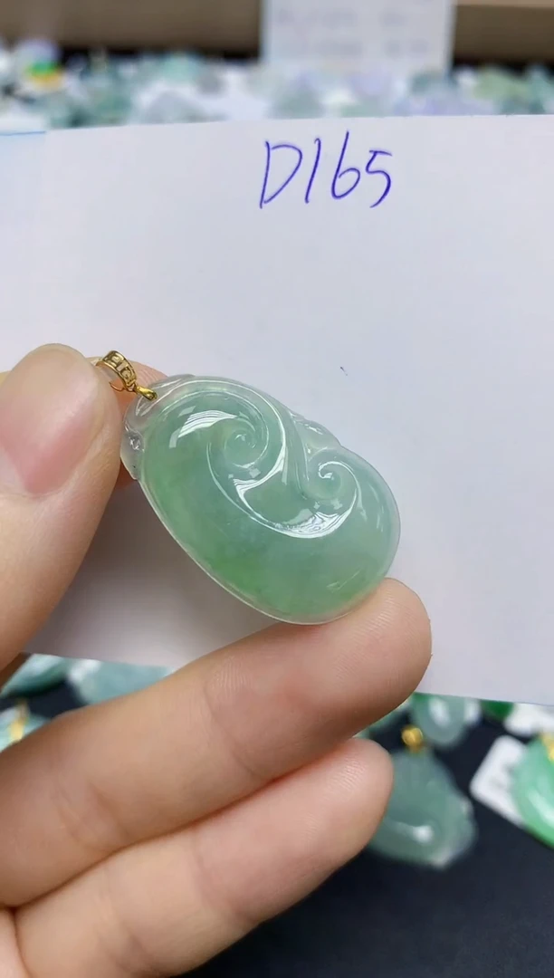 颈饰18K金镶嵌翡翠天然缅甸翡翠A货翡翠百元以上9元证书费自理