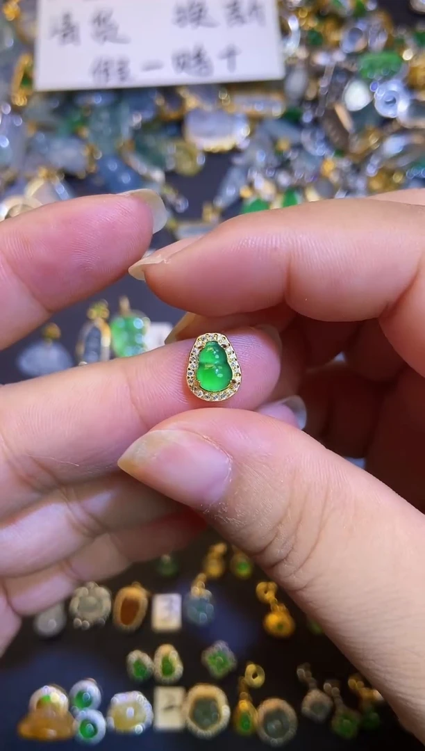 翡翠银S925镶嵌吊坠(不含链)1