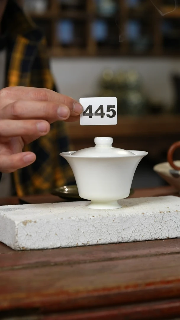 瓷片标题标题标题标题