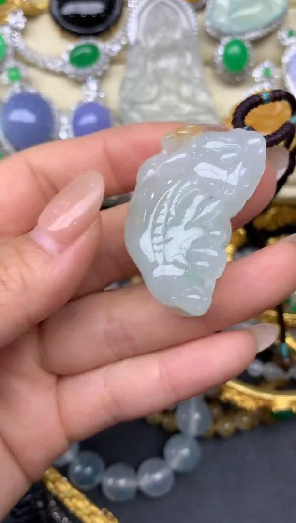 翡翠未镶嵌颈饰252-雪姐翡翠天天见